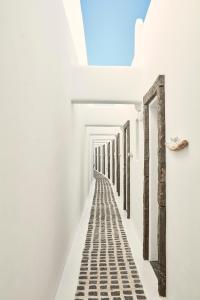 Foto dalla galleria di Myconian Utopia Relais & Chateaux a Elia Beach