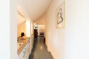 Kuchyň nebo kuchyňský kout v ubytování Hotel Carlton Munich