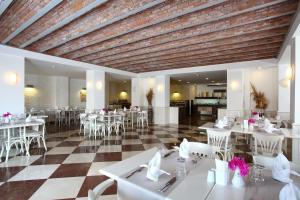 Restaurace v ubytování Zeytinada Hotel