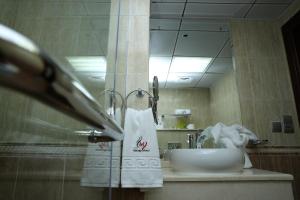 Vannituba majutusasutuses Mirage Hotel Al Aqah