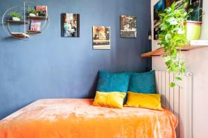 Ліжко або ліжка в номері Guest Art Trastevere Station with AC