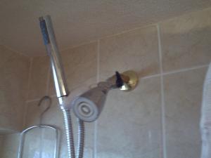Koupelna v ubytování LeMarida Suites + 37 fotografií