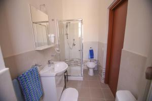 Vannituba majutusasutuses Soffio del Libeccio B&B