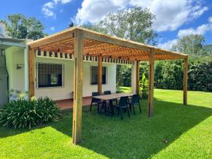 Un jardín fuera de Quinta San Jose Los Cardales