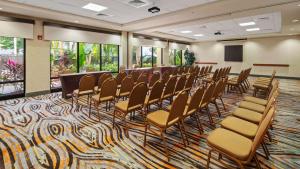 Konferenční prostory v ubytování Best Western Plus Kendall Hotel & Suites + 37 fotografií