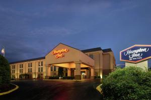 Hampton Inn Franklin, KY - Portland, TN的证书、奖牌、标识或其他文件