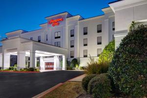 a rendering of the front of a hotel at Hampton Inn Fayetteville in Fayetteville