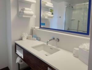 Vannituba majutusasutuses Hampton Inn Hazleton