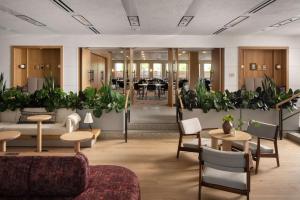 Hotel Marcel New Haven, Tapestry Collection By Hilton的休息区