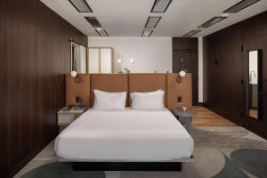 Hotel Marcel New Haven, Tapestry Collection By Hilton客房内的一张或多张床位