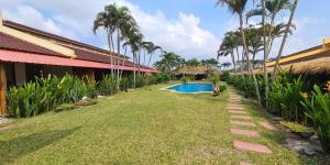 Bazén v ubytování Kanchira Resort nebo v jeho okolí