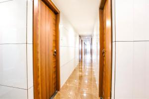 Fotografie z fotogalerie ubytování FabHotel Shubham Inn - Nr Jain Mandir, Bhandup West v Bombaji
