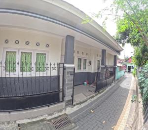 Gallery image of Omah Keluarga Sagan Homestay Jogja in Demangan