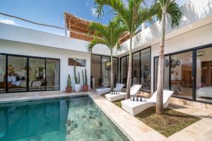 Πισίνα στο ή κοντά στο Villa Julia Canggu