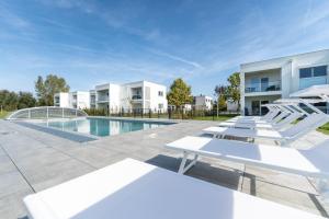 Bazén v ubytování Appartements Thermen-Golfresort Pannonia nebo v jeho okolí