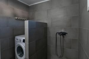 Fotografie z fotogalerie ubytování Μπαλκόνι με θέα / Viewtiful balcony v destinaci Adamas