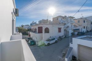 Fotografie z fotogalerie ubytování Μπαλκόνι με θέα / Viewtiful balcony v destinaci Adamas