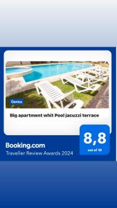 un sitio web para un complejo de piscina con tumbonas blancas en Big apartment whit Pool jacuzzi terrace, en Punta Cana