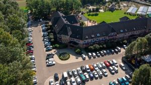 A bird's-eye view of Granada Conference, Wellness and Sport Hotel