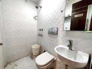 Koupelna v ubytování Hotel Delhi Pride, Karol Bagh
