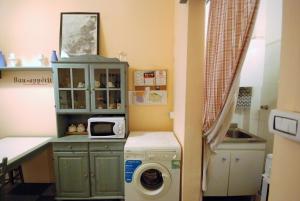 Kuchnia lub aneks kuchenny w obiekcie Lovely 1-Bedroom Apartment in Lingotto Area