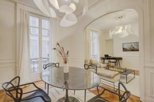 Le Parisien Chic et Contemporain