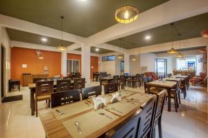 Restaurace v ubytování Treebo Sans Sarav Kushalnagar
