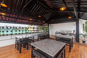 Restaurace v ubytování Treebo Sans Sarav Kushalnagar