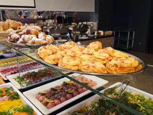 Đồ ăn tại/gần căn hộ +53 ảnh