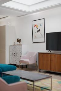 The Pearl: A 5-Star Boutique Escape in Hampstead