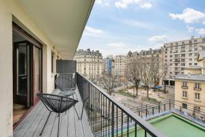 Балкон или терраса в 182 Suite Two - Superb apartment in Paris