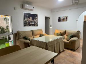 Część wypoczynkowa w obiekcie El apartamento de Ana -Jerez