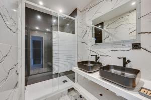 Salle de bains dans l'établissement 184 Suite Quatro - Superb apartment in Paris.