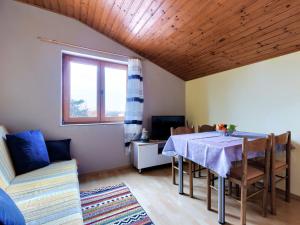 Posezení v ubytování Apartment Ruža 2 by Interhome