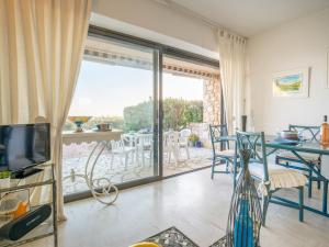 Balkón nebo terasa v ubytování Apartment Les Maures de l'Esterel-1 by Interhome