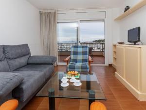 Posedenie v ubytovaní Apartment Port L'escala-1 by Interhome