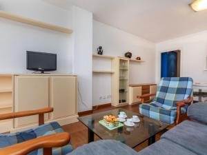 Posedenie v ubytovaní Apartment Port L'escala-1 by Interhome