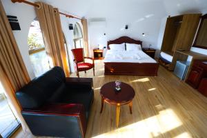 Posezení v ubytování VILA ALIZEE Hotel