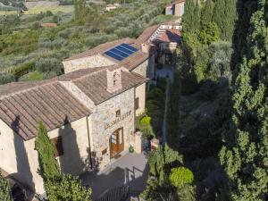 The building in which the holiday home is located
