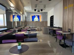 Restaurace v ubytování Garni Hotel Niš City View