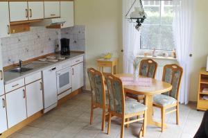 Köök või kööginurk majutusasutuses Ferienwohnung Schneider
