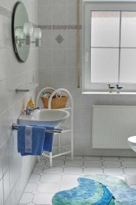 Vannituba majutusasutuses Ferienwohnung Schneider +15 fotot