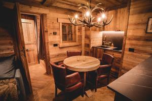 A seating area at Chalet Cime Bianche