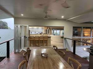 MowbrayIncredible beachfront home, 10 min to Port Douglas - Diamond Cliff的相册照片