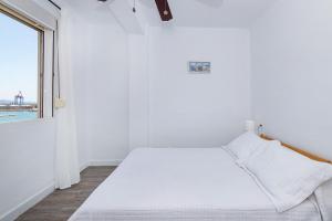 Posteľ alebo postele v izbe v ubytovaní Impresionante vista al mar - Elegante apartamento