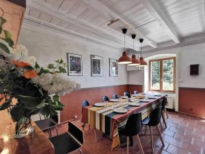 Φωτογραφία από το άλμπουμ του Gîte confortable en Auvergne proche de randonnées - FR-1-582-346 σε Craponne-sur-Arzon