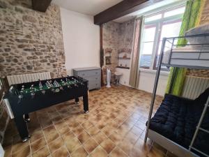 Fotografia z galérie ubytovania Maison de ville cosy à Orléans avec parking, proche commerces et loisirs - FR-1-590-245 v destinácii Orléans