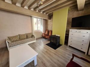 Posedenie v ubytovaní Maison de ville cosy à Orléans avec parking, proche commerces et loisirs - FR-1-590-245