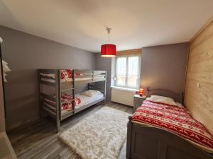 Двуетажно легло или двуетажни легла в стая в Gîte La Bresse, 3 pièces, 6 personnes - FR-1-589-410