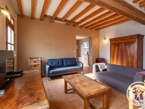 Posedenie v ubytovaní Gîte familial près de la Loire avec grand jardin, parking privé, proche Saumur et activités nautiques - FR-1-622-40